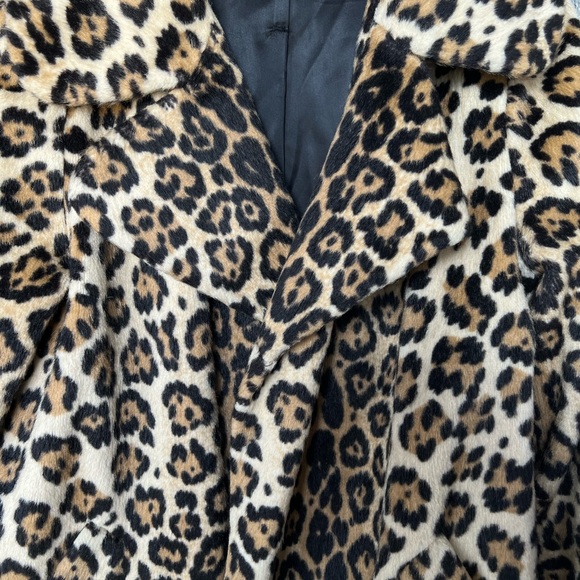 Vintage Safari Styled by Fairmoor 60’s Leopard Animal Print Faux Fur Coat! - Picture 4 of 16